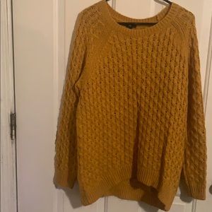 H&M Oversized Mustard Colored Sweater Size S